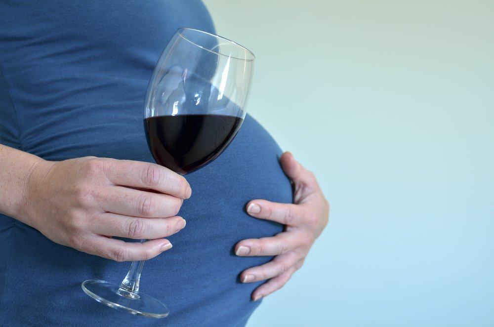 alkohol pri nosečnicah