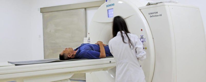 kako radioterapija deluje na rak debelega črevesa